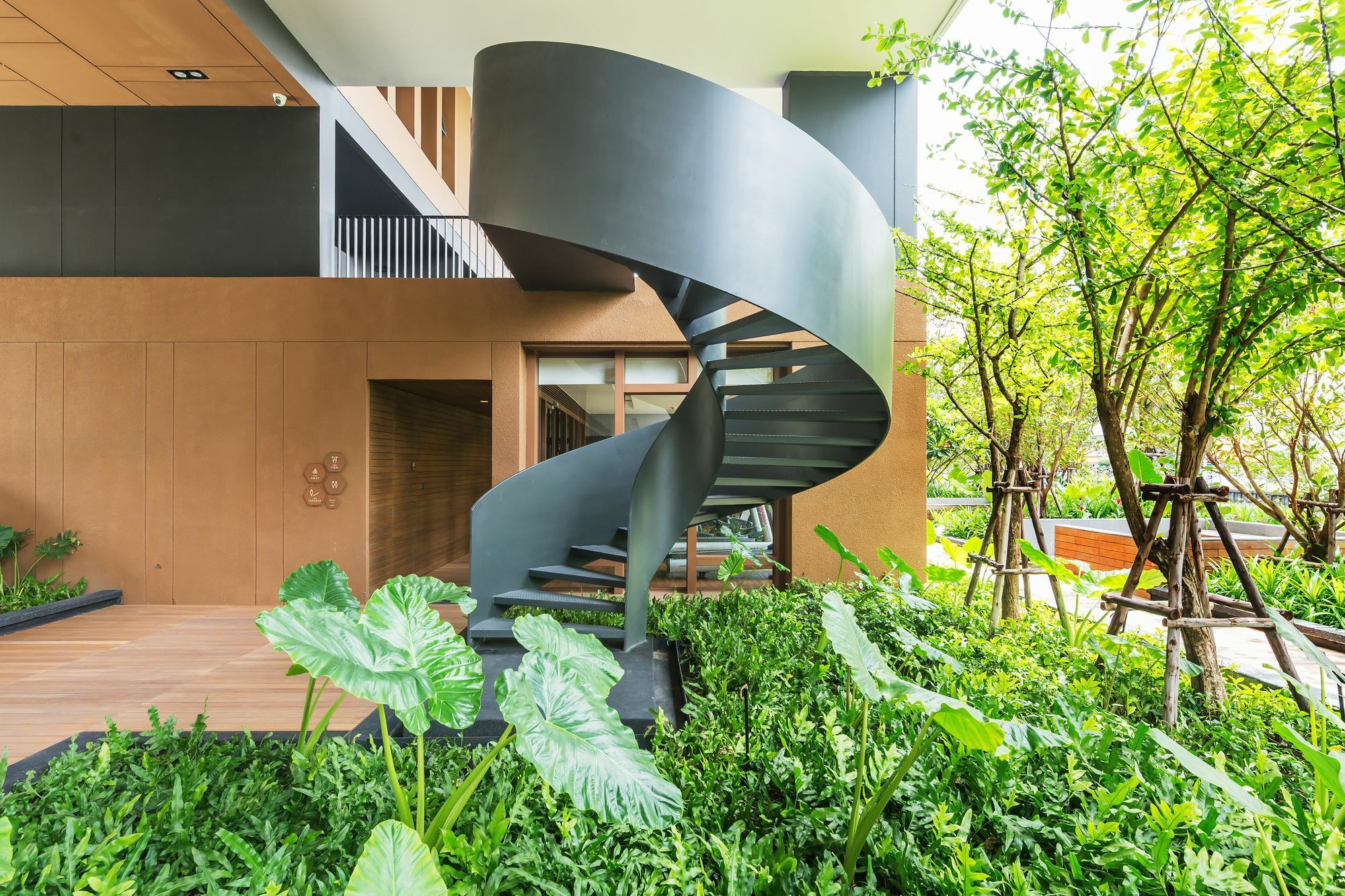 Hasu Haus By Favstay Bangkok Exterior photo