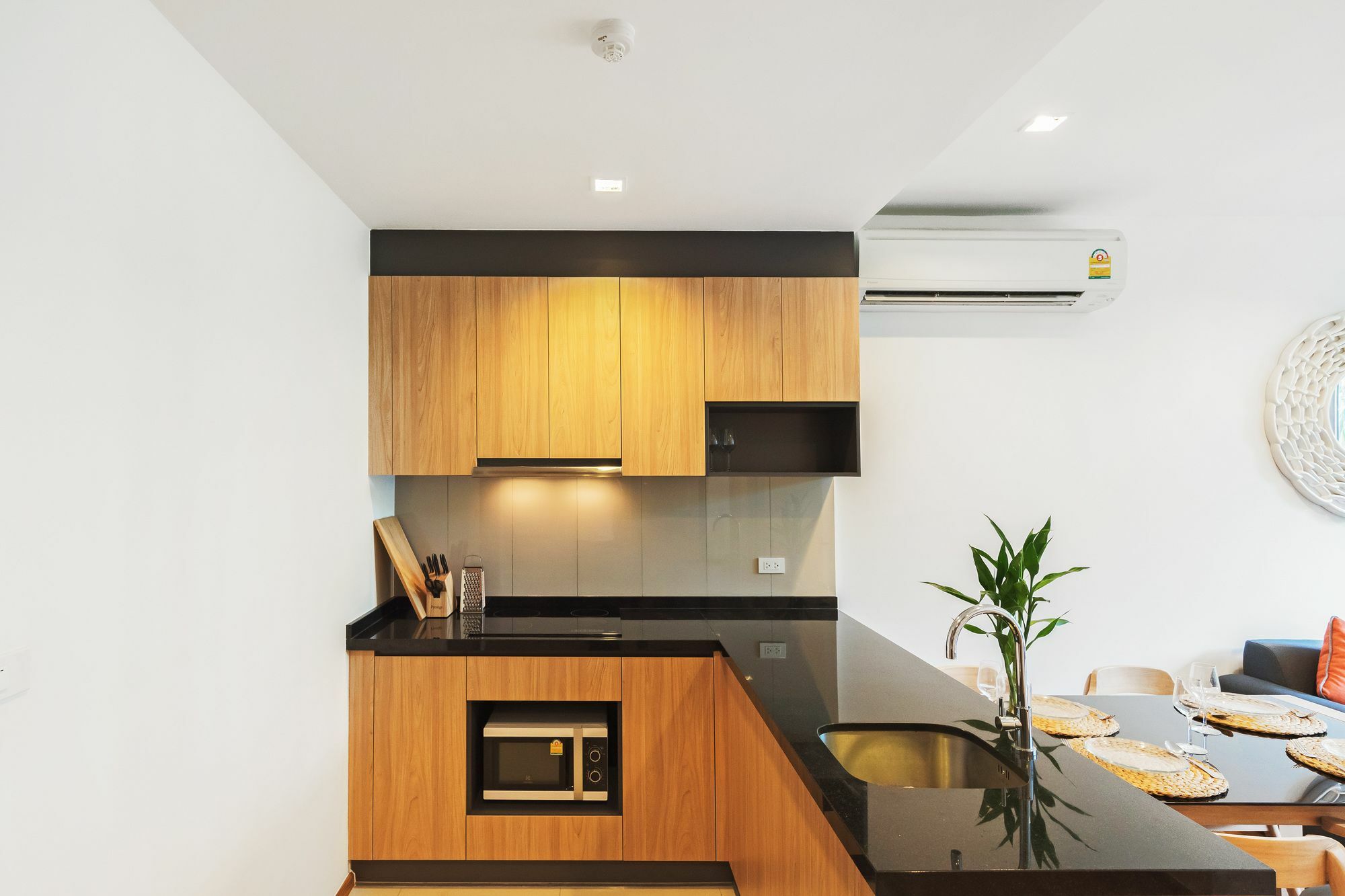 Hasu Haus By Favstay Bangkok Exterior photo